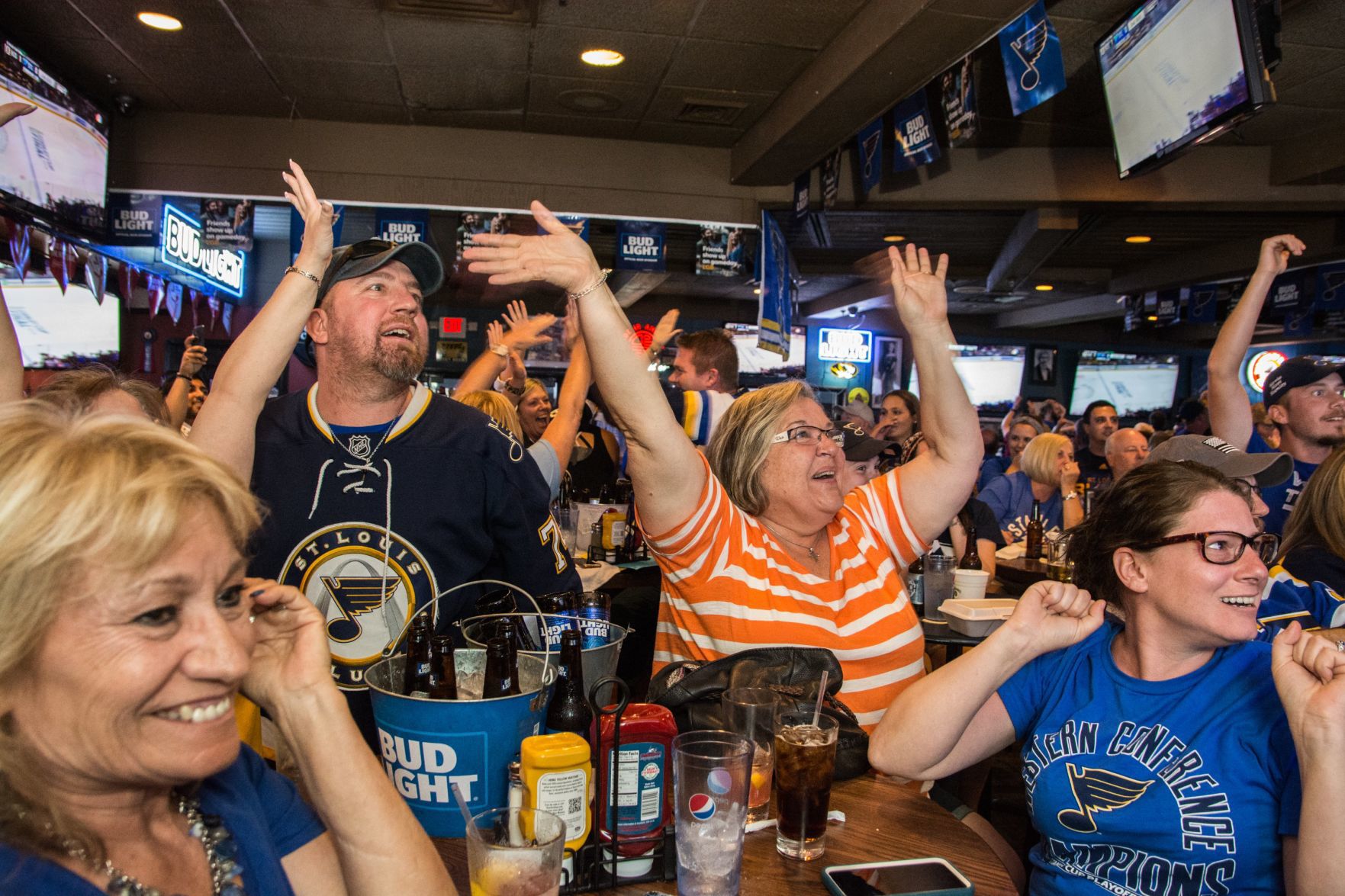 Blues Fans at Syberg's on Dorsett during Stanley Cup Final Game